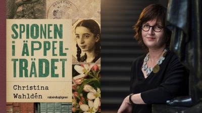 En bild på boken och en på författaren. På boken står titeln med stora bokstäver bredvid en bild på en flicka. Bilden ser väldigt gammal ut. Bredvid flickan är det äppelblommor. Föfattaren står framför en trappa. Hon har halvlångt hår, glasögon och ser ut att vara ungefär 45 år.